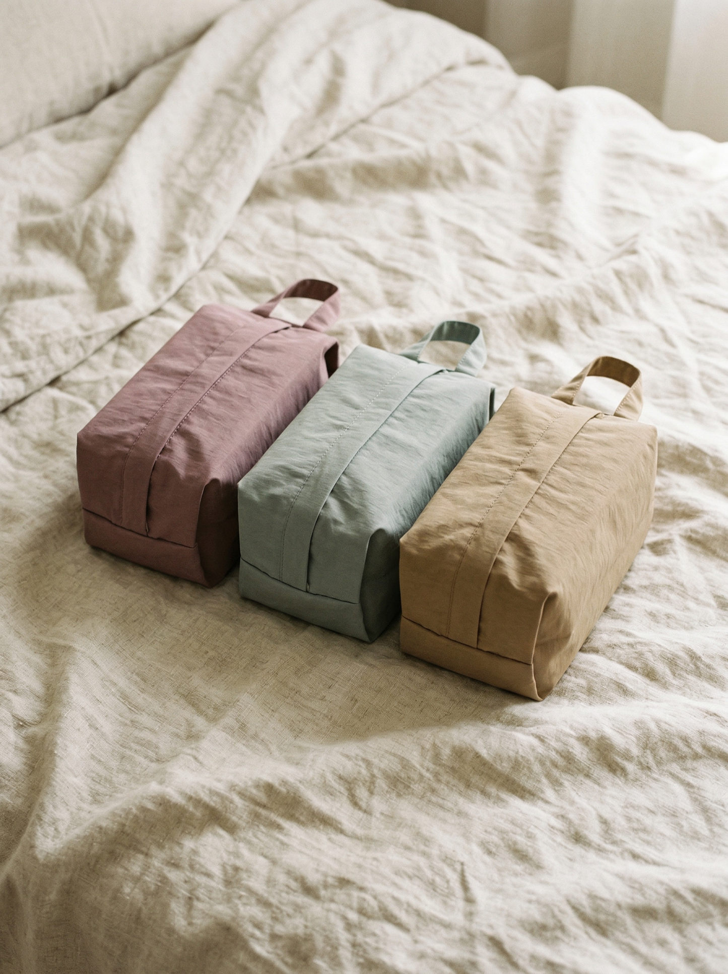 Waterproof Travel Organizer Bag Portable Packing Pouch for Underwear Cosmetics Toiletries