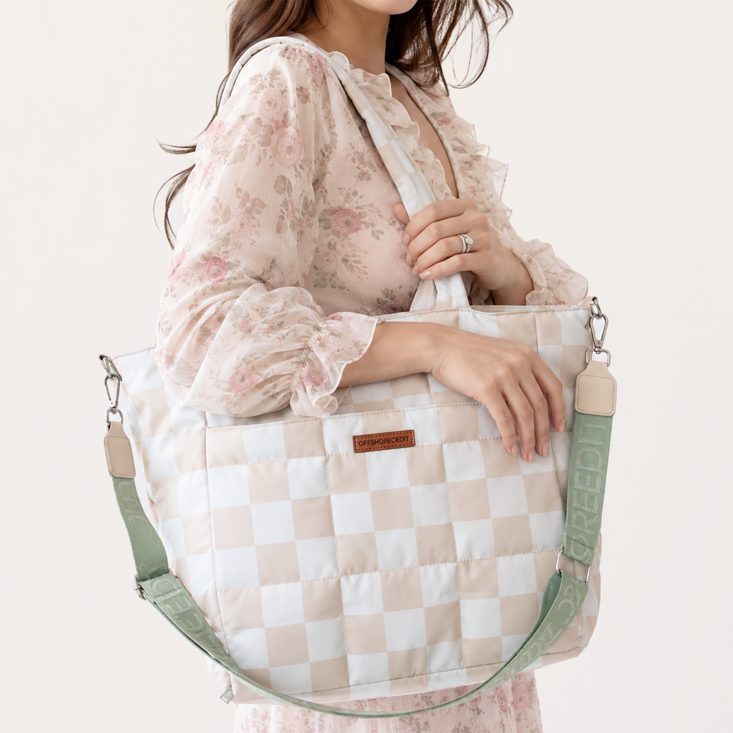 Premium Checkered Puffer Tote | The Everyday Bag That Fits Your Whole Life