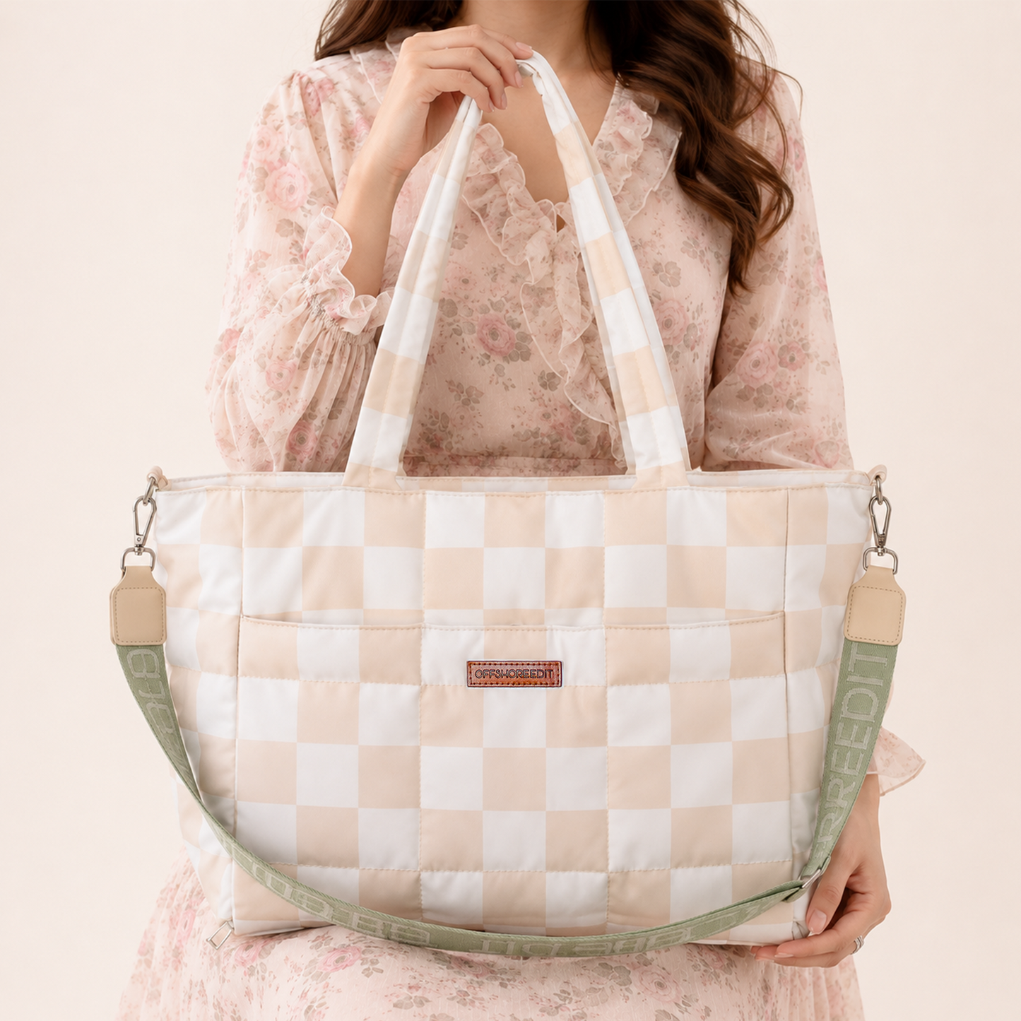 Premium Checkered Puffer Tote | The Everyday Bag That Fits Your Whole Life